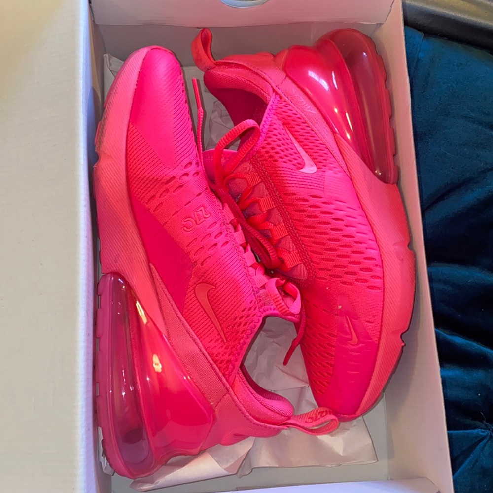 Nike AirMax 270 women’s 8